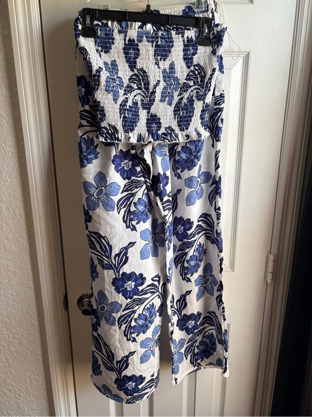 Women’s White & Blue Floral Strapless Pant Set